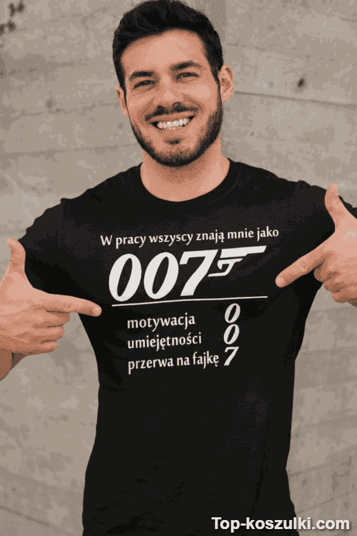 Śmieszna koszulka 007 w pracy