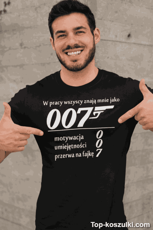 Śmieszna koszulka 007 w pracy