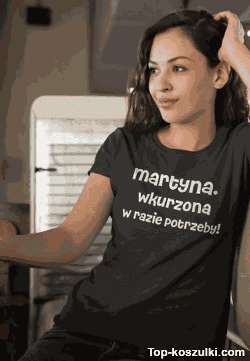 Śmieszna koszulka wkurzona na życzenie z dowolnym imieniem