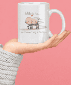 Śmieszny kubek miłość to zestarzeć się
